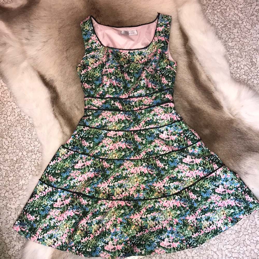 Sodee Boutique Cocktail Dress (size small)